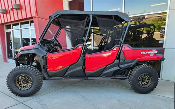 2024 Honda Pioneer 1000-6 Deluxe Crew