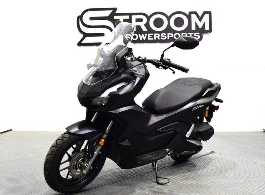 2025 Honda® ADV160