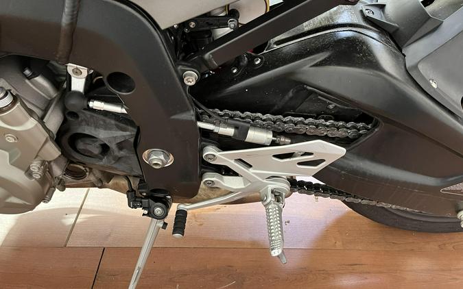 2016 BMW S 1000 R