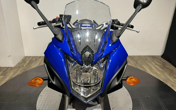 2013 Yamaha Motor Corp., USA FZ6R