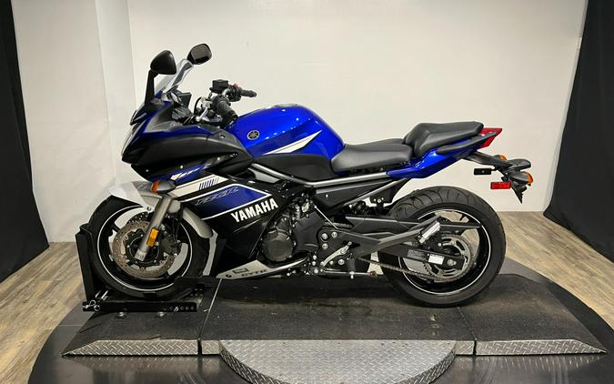 2013 Yamaha Motor Corp., USA FZ6R
