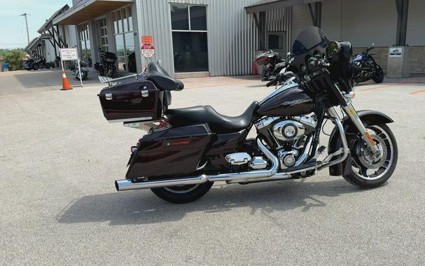 2011 Harley-Davidson® Street Glide® Merlot Sunglo