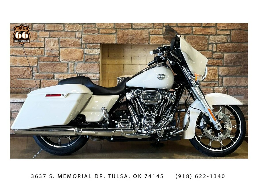 2022 Harley-Davidson Street Glide Special White Sand Pearl