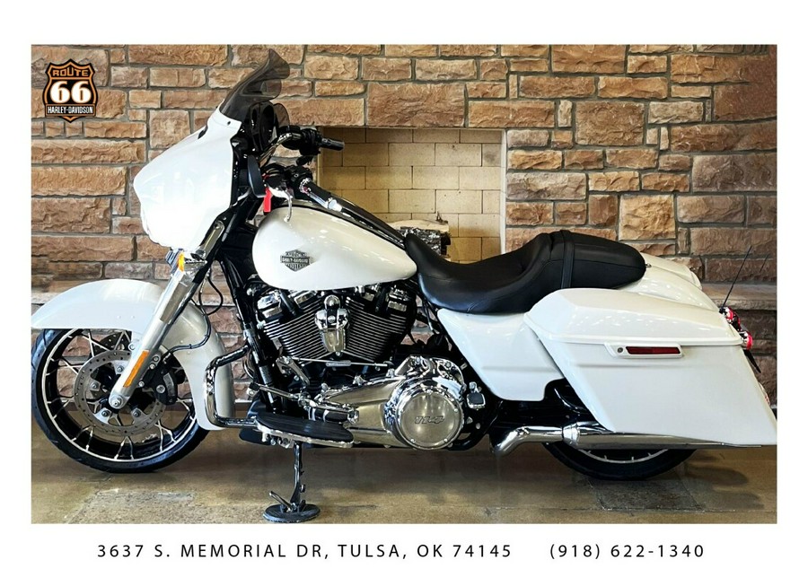 2022 Harley-Davidson Street Glide Special White Sand Pearl