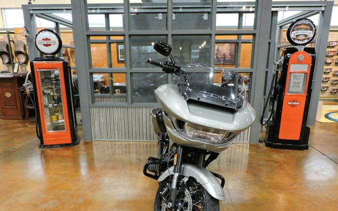 2023 CVO ROAD GLIDE Dark Platinum w/Pinstripe FLTRXSE