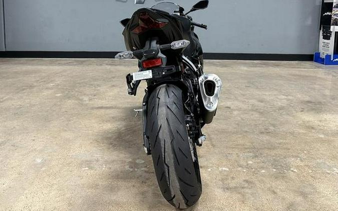 2024 Kawasaki Ninja® ZX™-6R ABS Metallic Flat Spark Black/Ebony