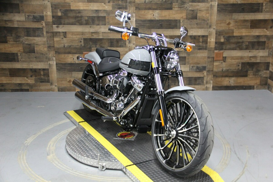 2024 Harley-Davidson Breakout 117 Billiard Gray