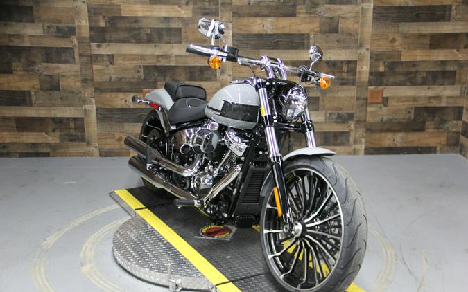 2024 Harley-Davidson Breakout 117 Billiard Gray