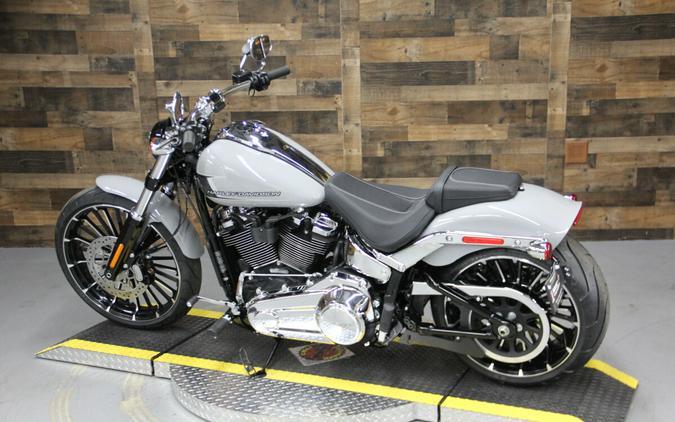 2024 Harley-Davidson Breakout 117 Billiard Gray