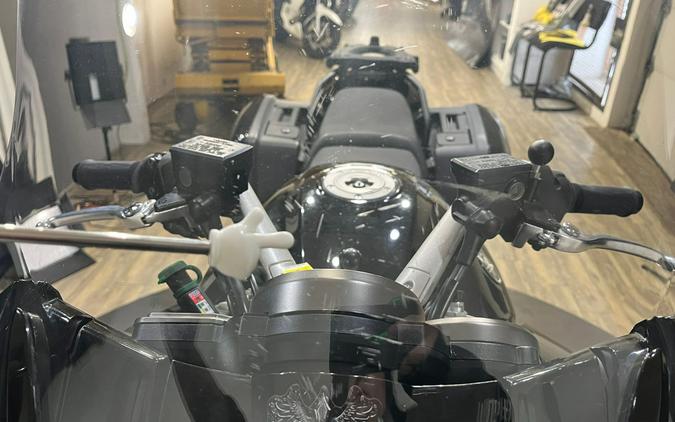 2009 Yamaha Motor Corp., USA FJR 1300A