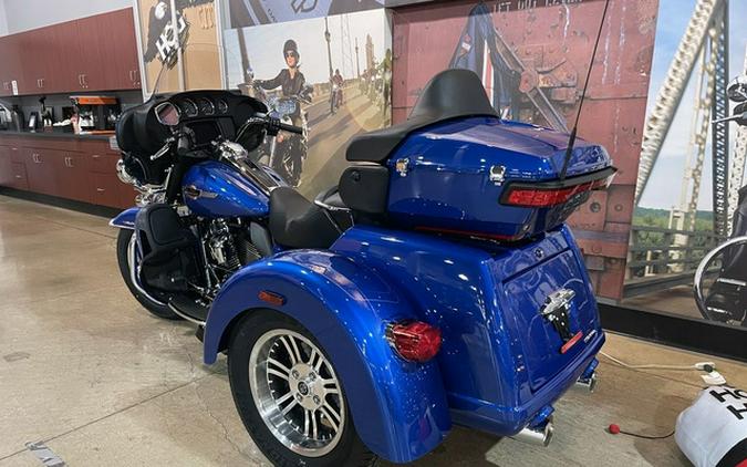 2024 Harley-Davidson Trike FLHTCUTG - Tri Glide Ultra