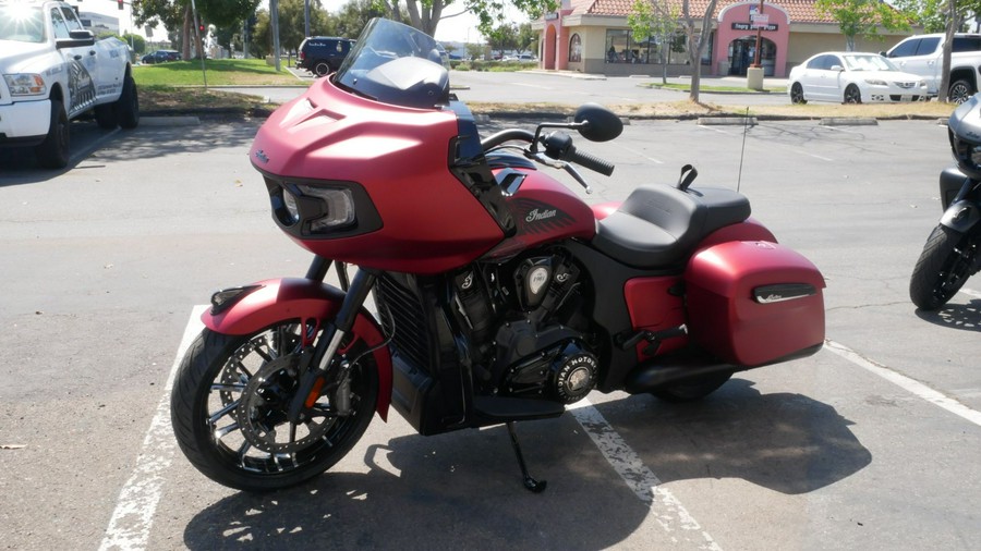 2024 Indian Motorcycle Challenger® Dark Horse®