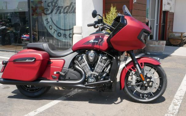 2024 Indian Motorcycle Challenger® Dark Horse®