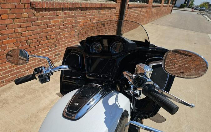 2025 Indian Motorcycle® Challenger 112 Limited with PowerBand Audio Package