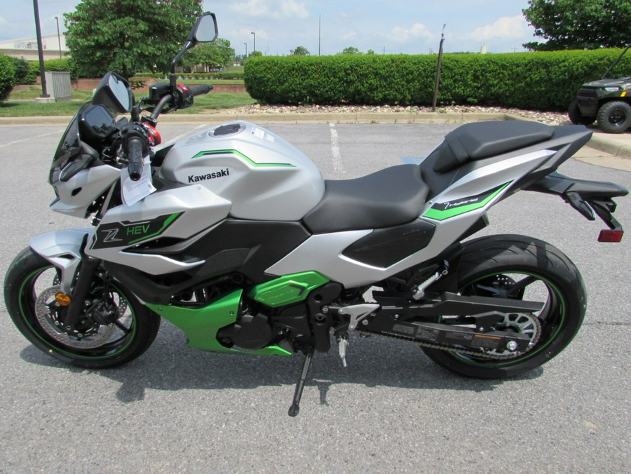 2024 Kawasaki Z7 Hybrid ABS