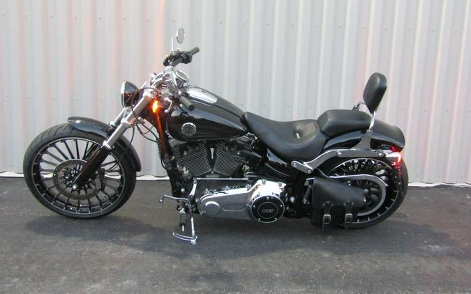 2017 Harley-Davidson® FXSB - Breakout®