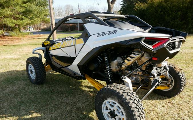 2024 Can-Am Maverick R 999T DCT