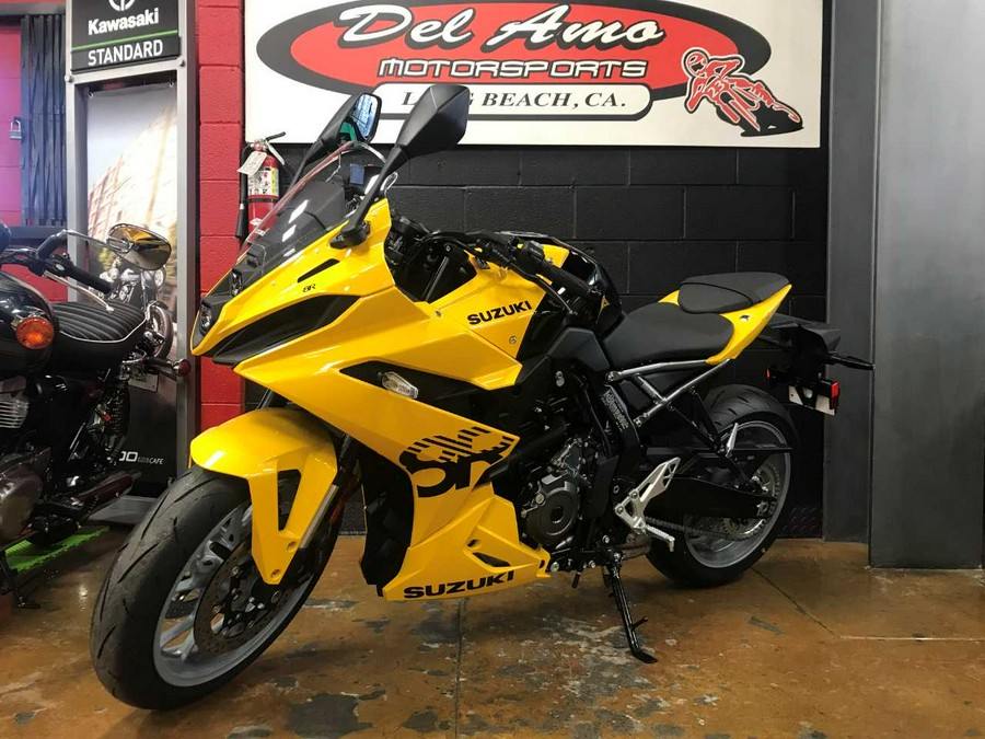 2024 SUZUKI GSX-8R