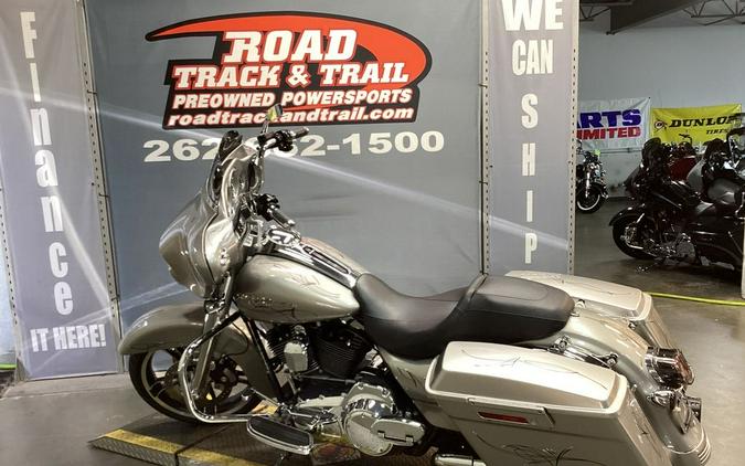 2009 Harley-Davidson® FLHX - Street Glide®