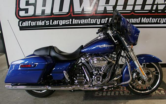 2017 Harley-Davidson® FLHX - Street Glide®