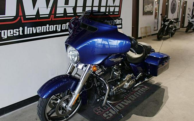 2017 Harley-Davidson® FLHX - Street Glide®