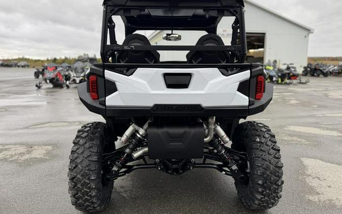 2027 Polaris® General XP 1000 Ultimate