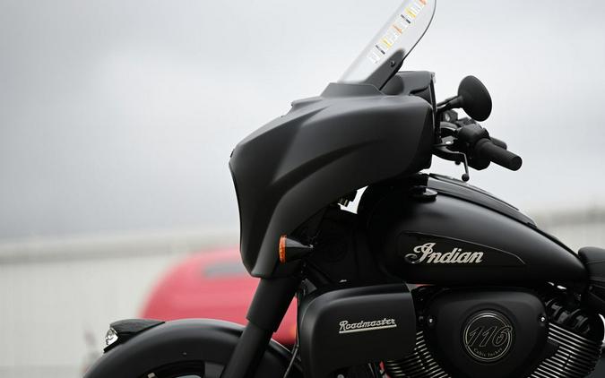 2023 Indian Motorcycle® Roadmaster® Dark Horse® Black Smoke