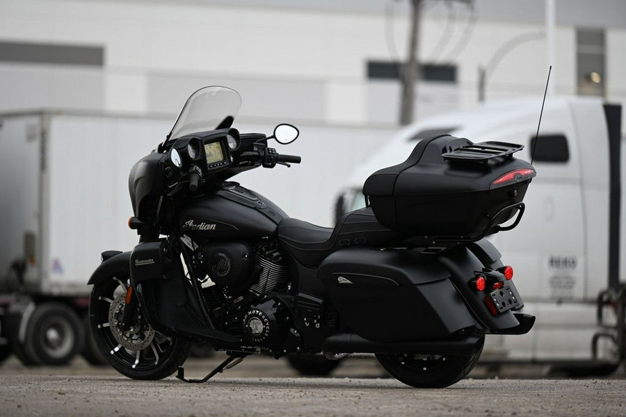 2023 Indian Motorcycle® Roadmaster® Dark Horse® Black Smoke