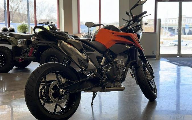 2024 KTM 790 Duke