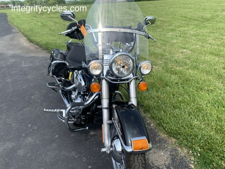 2009 Harley-Davidson® FLSTC - Heritage Softail®