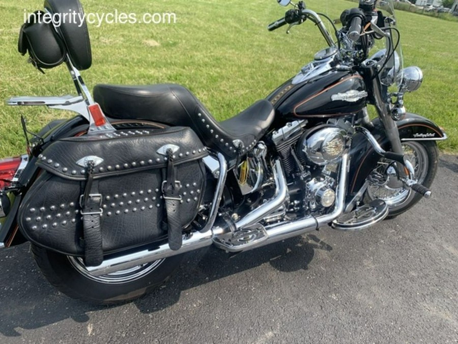 2009 Harley-Davidson® FLSTC - Heritage Softail®