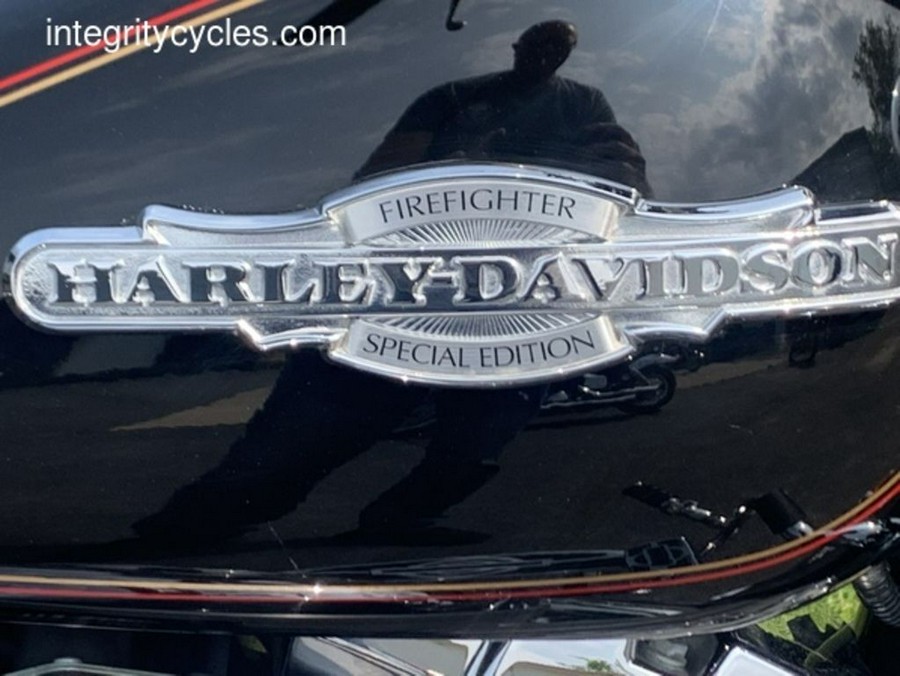 2009 Harley-Davidson® FLSTC - Heritage Softail®