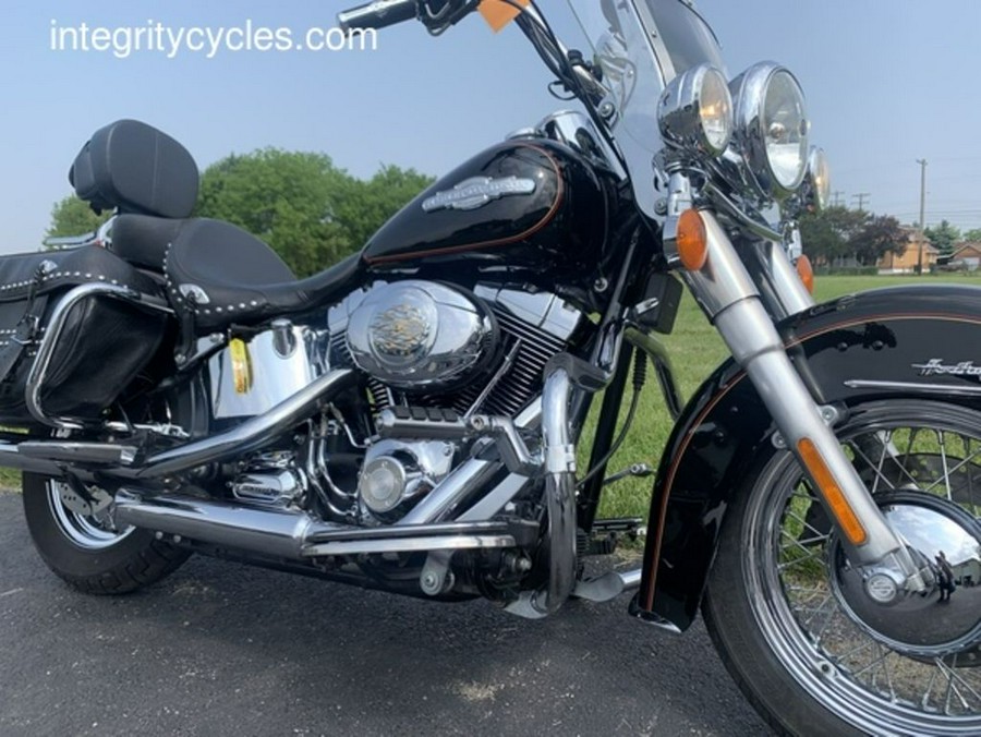 2009 Harley-Davidson® FLSTC - Heritage Softail®