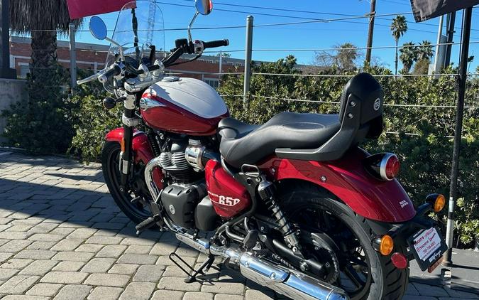 2024 Royal Enfield Super Meteor 650 Celestial Red