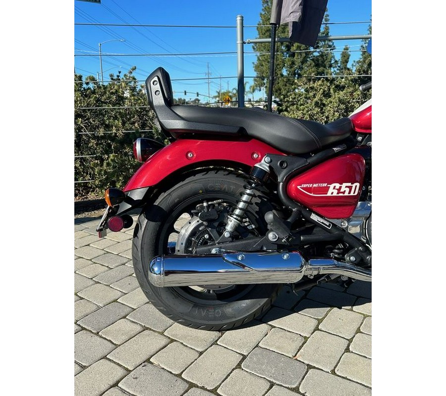 2024 Royal Enfield Super Meteor 650 Celestial Red