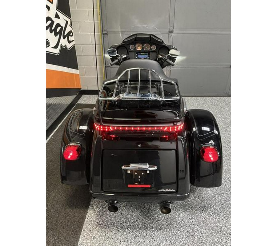 2022 Harley-Davidson® FLHTCUTG - Tri Glide® Ultra