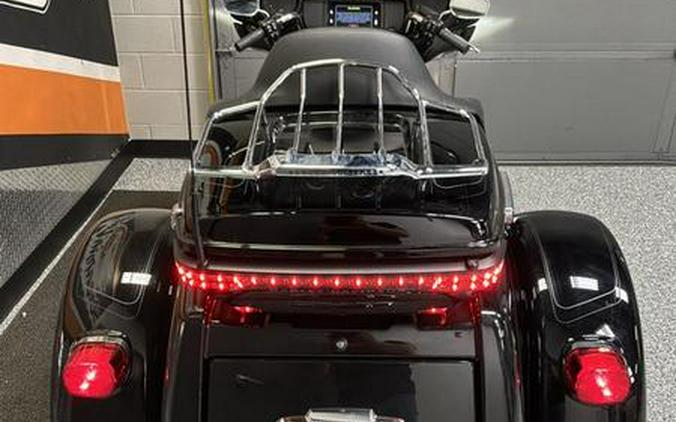 2022 Harley-Davidson® FLHTCUTG - Tri Glide® Ultra