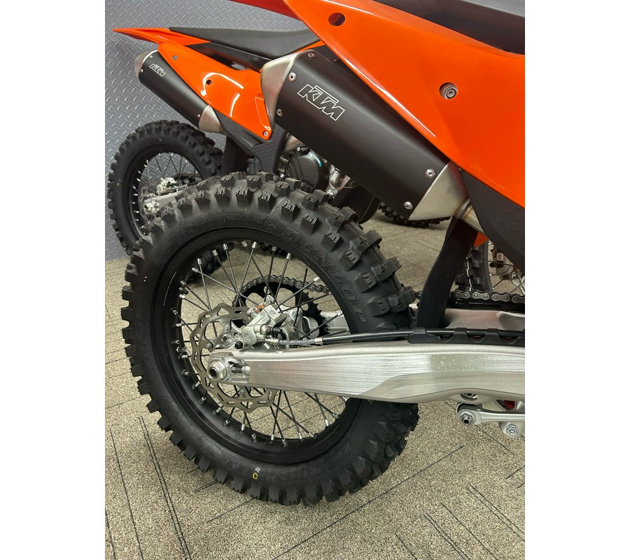 2025 KTM XC 300