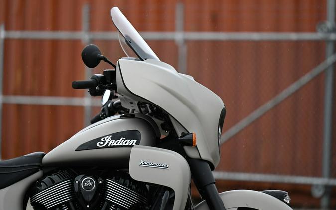 2023 Indian Motorcycle® Roadmaster® Dark Horse® Silver Quartz Smoke