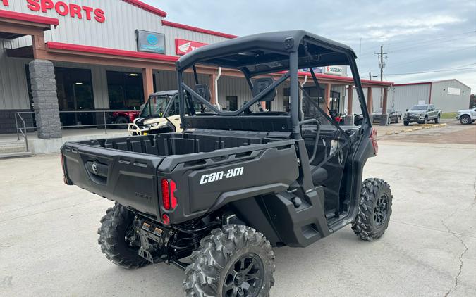 2024 Can-Am Defender DPS HD10