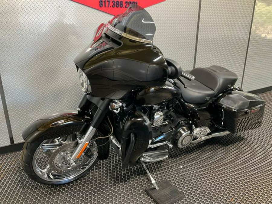 2015 Harley-Davidson Street Glide CVO