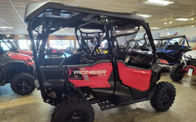 2025 Honda® Pioneer 1000-5 Deluxe