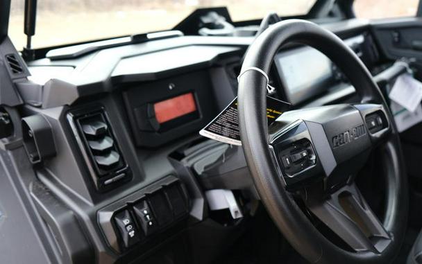 2026 Can-Am® Defender MAX Limited HD11