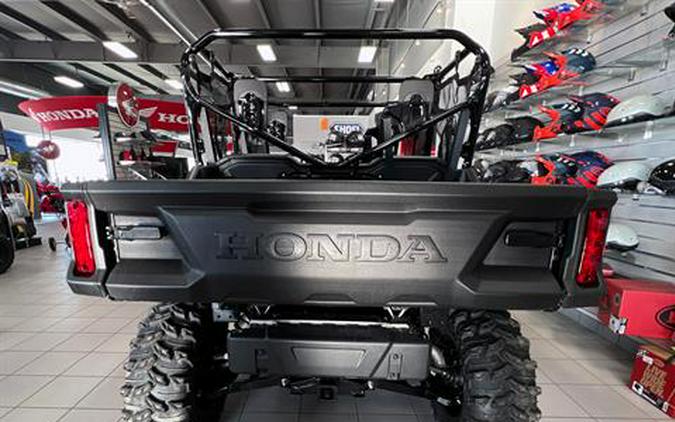 2023 Honda Pioneer 1000-6 Deluxe Crew