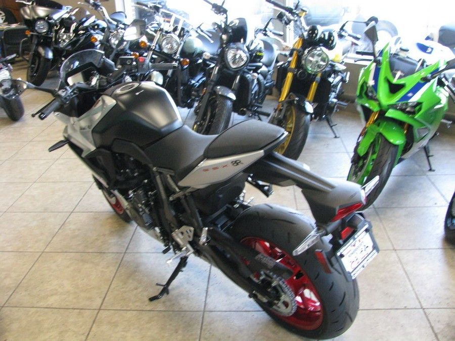 2024 Suzuki GSX-8R