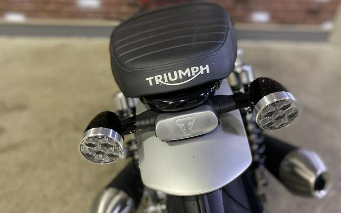 2020 Triumph Speed Twin 1200 Korosi Red/Storm Grey