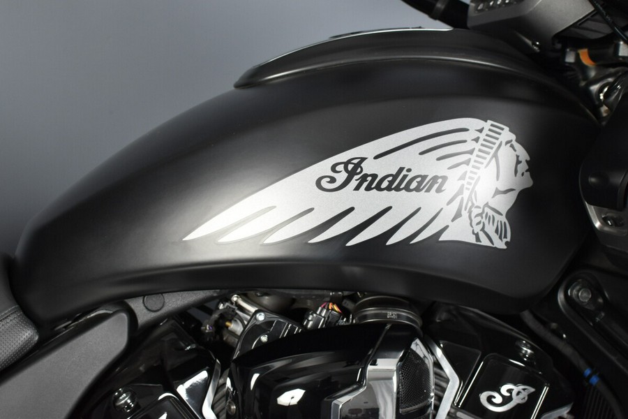 2020 Indian Motorcycle Indian Challenger Dark Horse