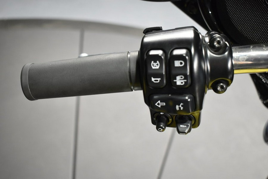 2023 Harley-Davidson FLHXS - Street Glide Special