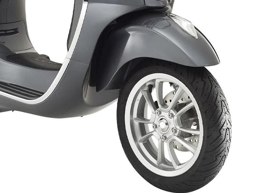 2023 Vespa Primavera 50 Touring