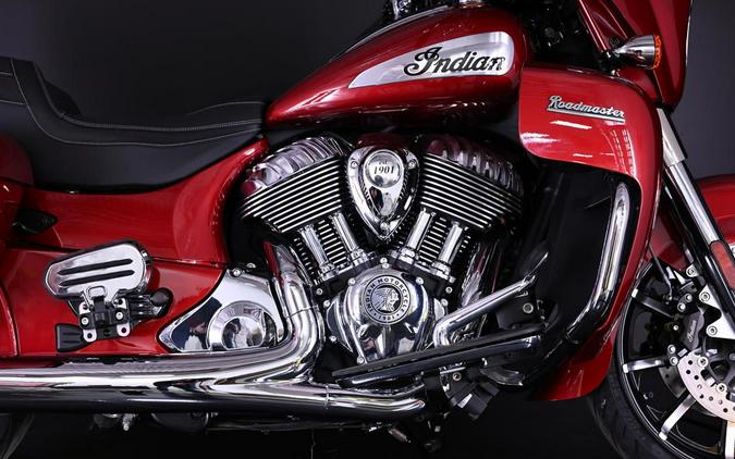 2023 Indian Motorcycle® Roadmaster® Limited Stryker Red Metallic